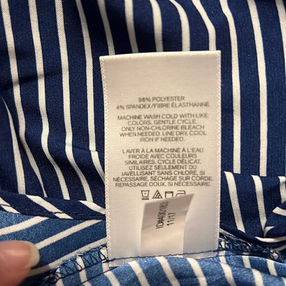 Express Women’s Cap Sleeve Blouse - Picture 7 of 7